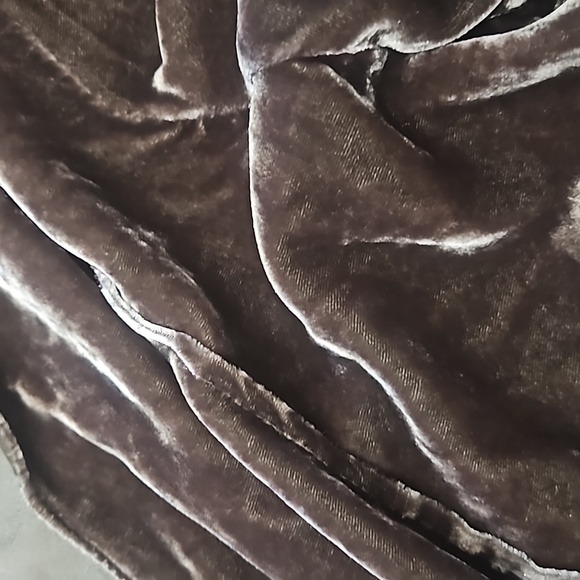 J. Jill Crushed Velvet Silk Blend Pintuck Button Down Size Large - Picture 4 of 8